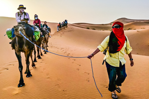 Marrakech: tour de 3 días del desierto del Sahara a MerzougaTour que termina en Fez con quad