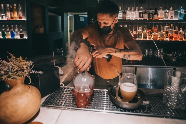Ciudad del Cabo: De bares en bares de cócteles secretosCóctel Secreto Mixología Bar Crawl