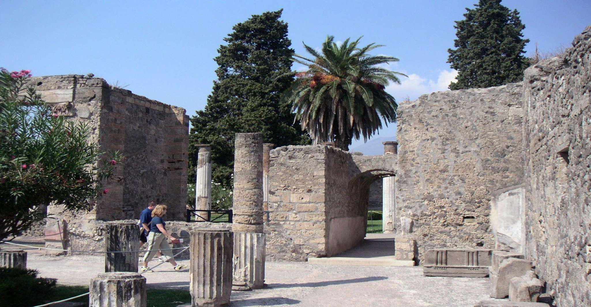 Sorrento, Pompeii & Herculaneum Tour met Skip-the-Line - Hizvo
