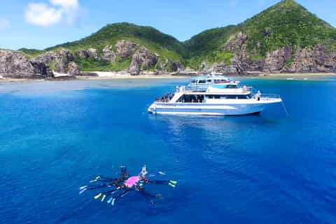 Naha: Full-Day Keramas Island Snorkeling Tour with Lunch