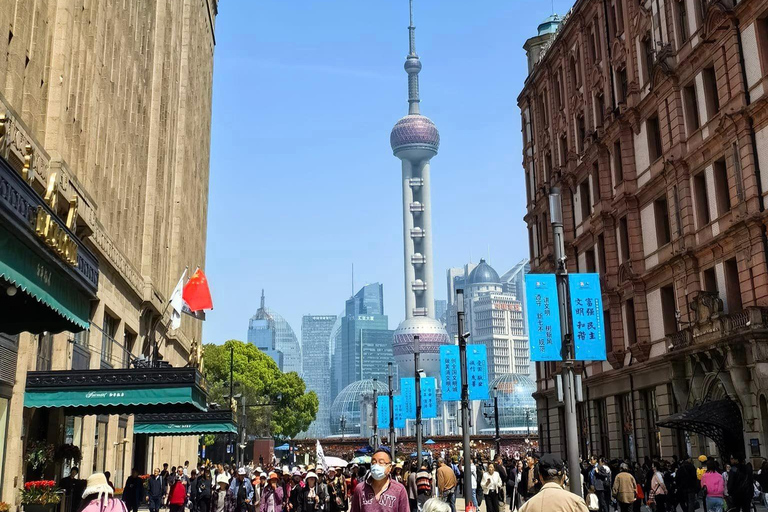 Tour particular gratuito em Xangai, o Bund Yu Garden ZhujiajiaoTour particular gratuito em Xangai.