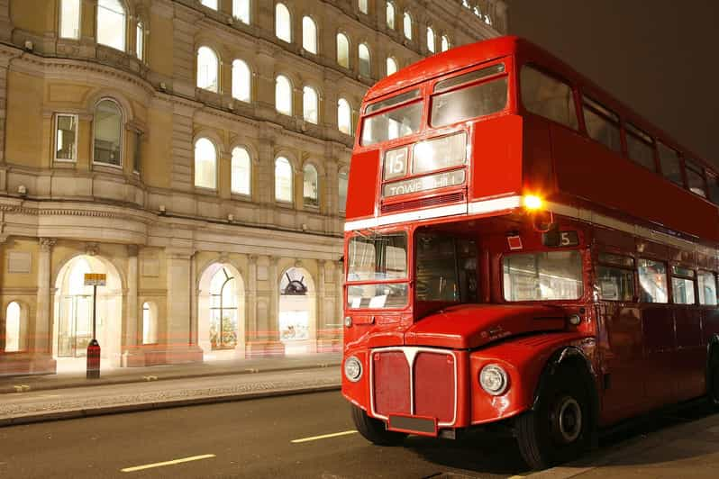 London: Christmas Lights Bus Tour | GetYourGuide