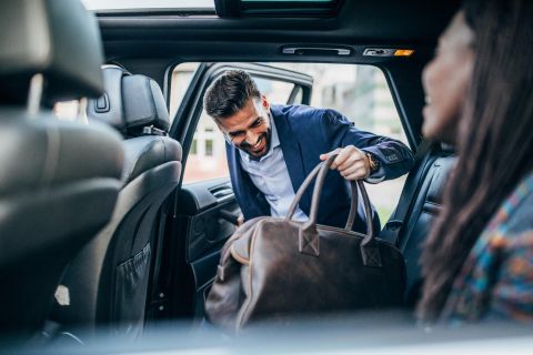 Berlin: Private Transfer to / from Brandenburg Airport (BER)