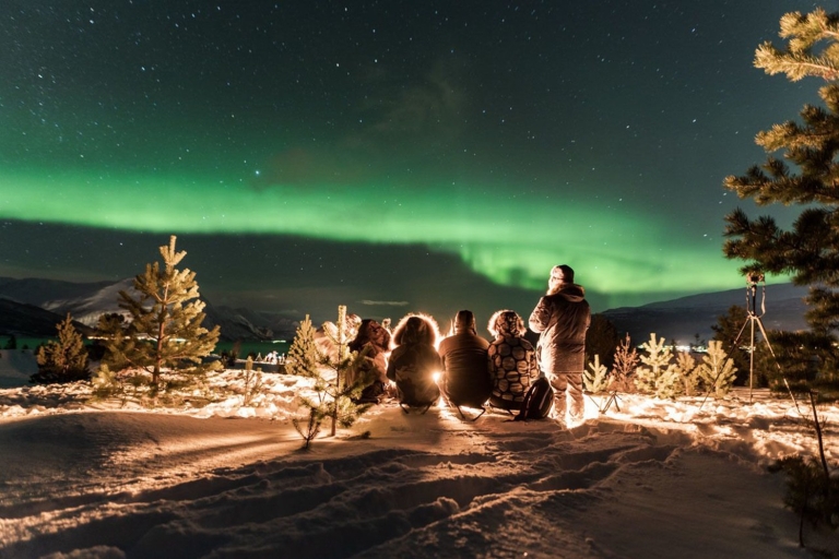 Tromsø: visite photographique des aurores boréales en petit groupe en 4x4