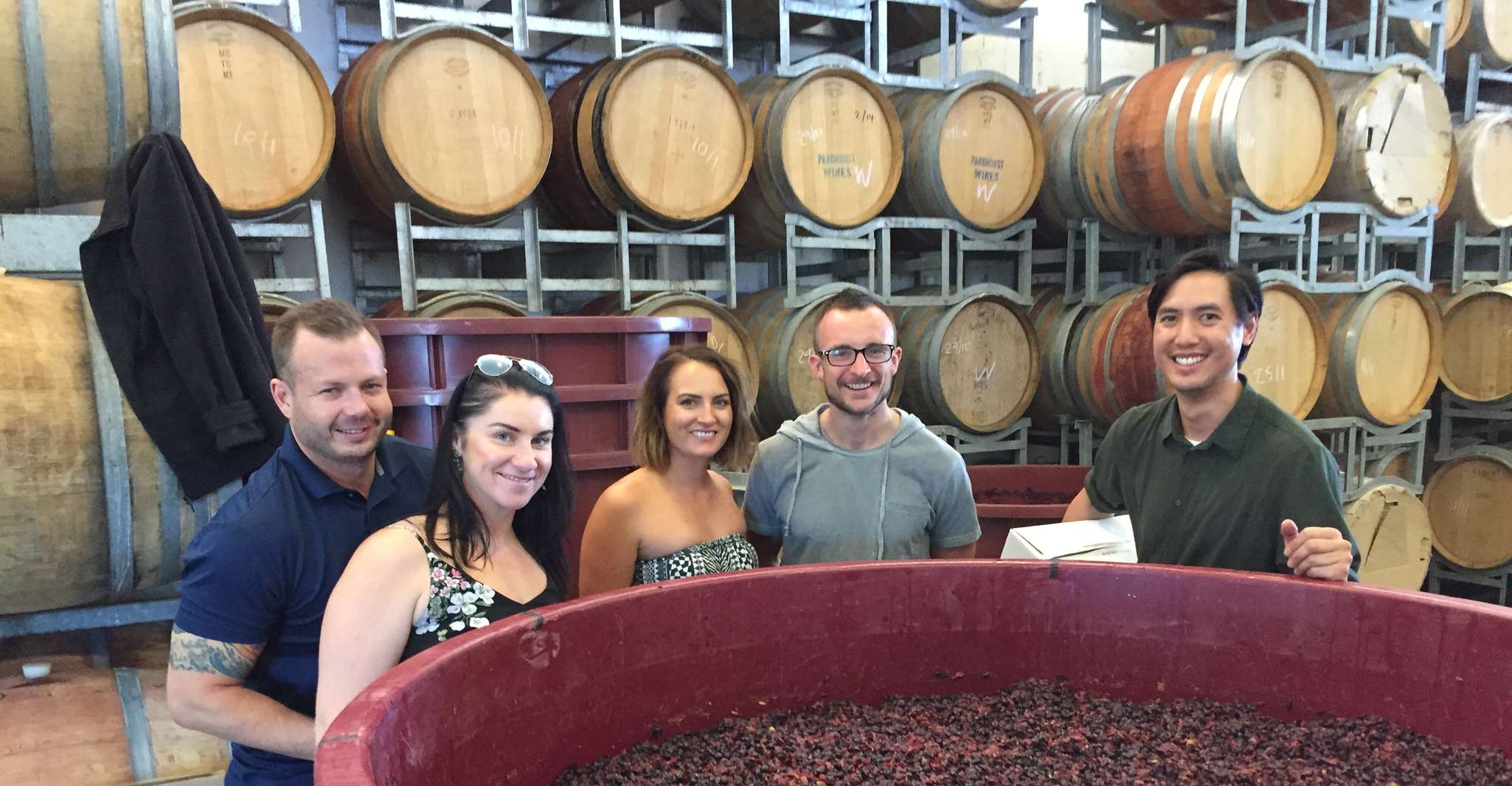 From Canberra, Winery, Distillery, & Tasting Tour with Lunch - Hizvo