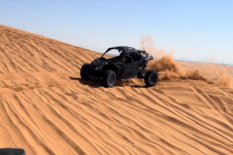 Dune Buggy Dubai: Can-am Maverick X3 X RS turbo RRCan-am Maverick X3 X RS turbo RR - 2 plazas - 2 horas