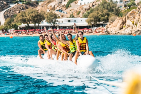 Mykonos : Activités nautiques sur la plage de Super ParadiseSports nautiques - Bateau banane