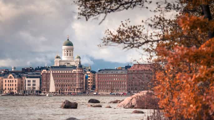 helsinki smallgroup walking tour with city planner guide