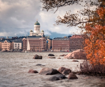 Helsinki: Small-Group Walking Tour with City Planner Guide