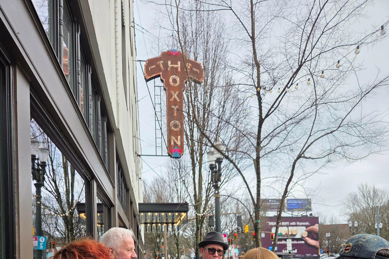 Portland: Weird and Wild West Walking Tour with Donut