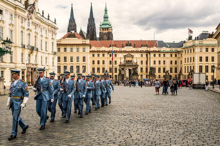 Prag: 1 timmes slottsrundtur med Fast-GET inträdesbiljett