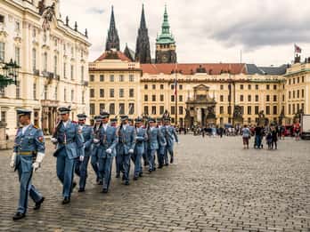 Prager Burg: Ticket ohne Anstehen und Führung Prager Burg: Ticket ohne Anstehen und Führung