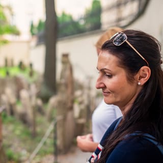 Praga: ingresso para o bairro judeu com introdução