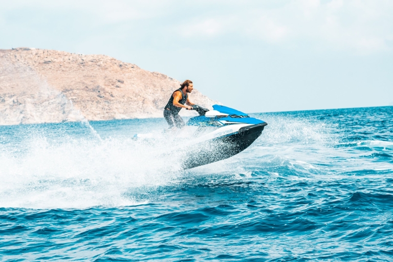 Playa Super Paradise: Alquiler de motos acuáticas, canoas y tablas de SUPAlquiler de Tablas Sup