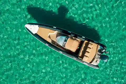 Mykonos: Customized Private RIB Cruise with Swim Stops