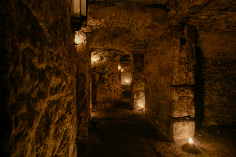 Edinburgh: Ghostly Underground Vaults Tour Tour in English