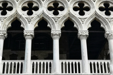 Venice: History Tour of Doge's Palace and Casanova's Prison Venice: The history of Doge's Palace and Casanova's Prison