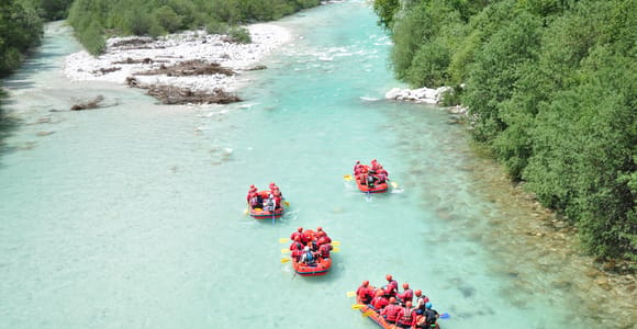 Bovec: Klassische Raftingtour auf der Soča mit Gratisfotos