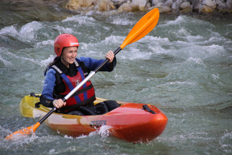 Bovec: wildwaterkajakken op de rivier de Soča