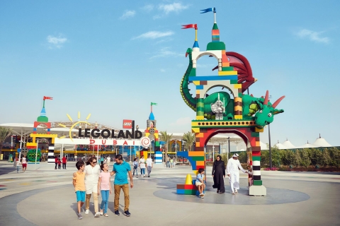 Dubai Parks and Resorts: pase de dos parquesDubai Parks and Resorts: entrada de 1 día para 2 parques