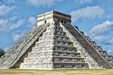 Cancun: Chichen Itza Early Access Guided Tour with Lunch Shared Tour with Hotel Pickup