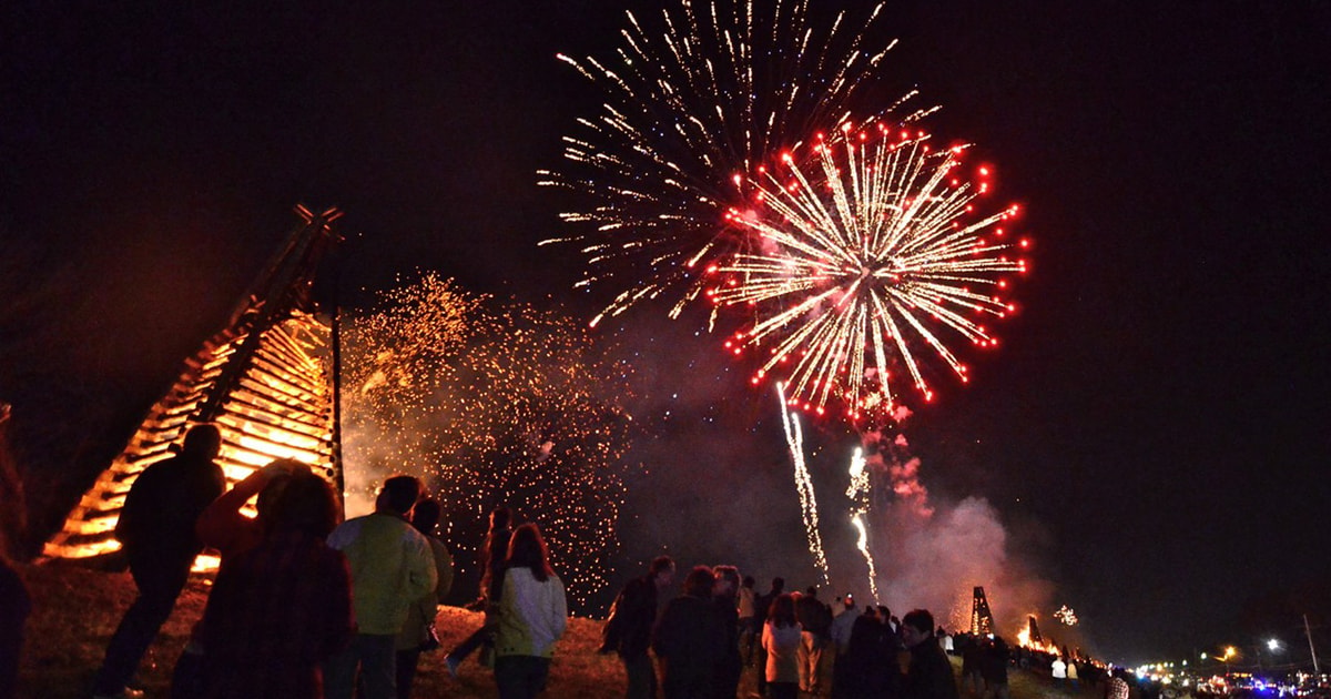 New Orleans Christmas Eve Bonfire Experience GetYourGuide