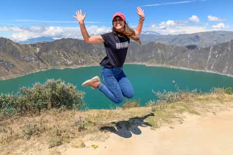 Quilotoa Lagoon: Full-Day Tour from Quito