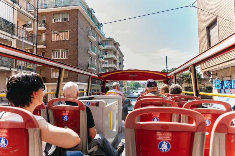 Turijn: Hop-on-hop-off-bustour met 24 of 48-uurs ticket