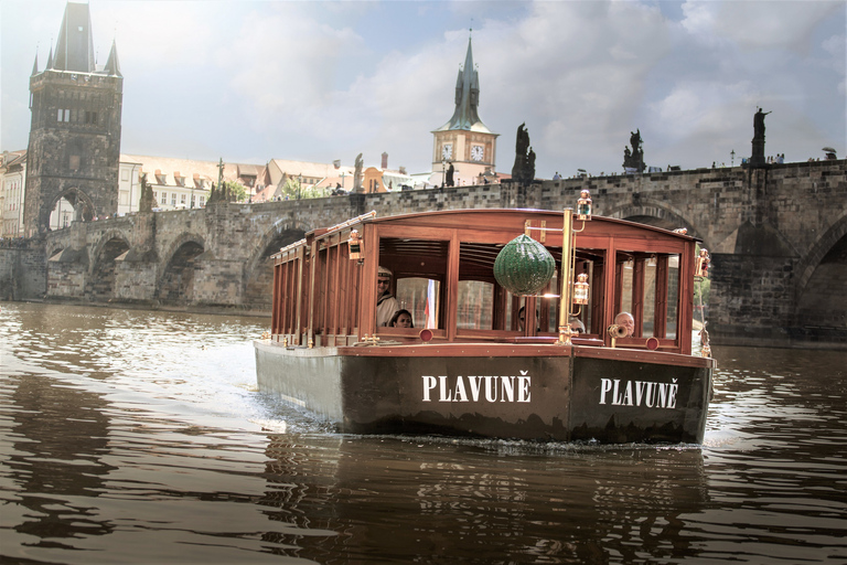 Prag: Tour mit Flussrundfahrt und Mittagessen