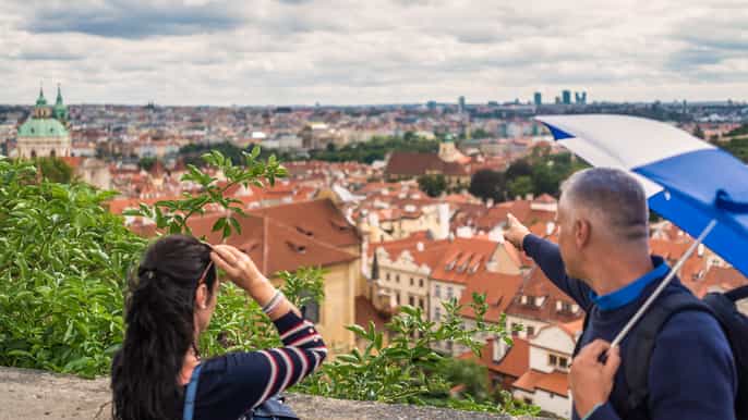praga tour de 6 horas con crucero por el río y almuerzo