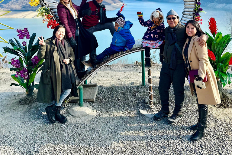 Tbilisi: Private Kazbegi tour with photographer guide