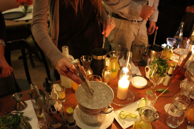 Lima : cours de mixage de cocktails à l'hôtel B
