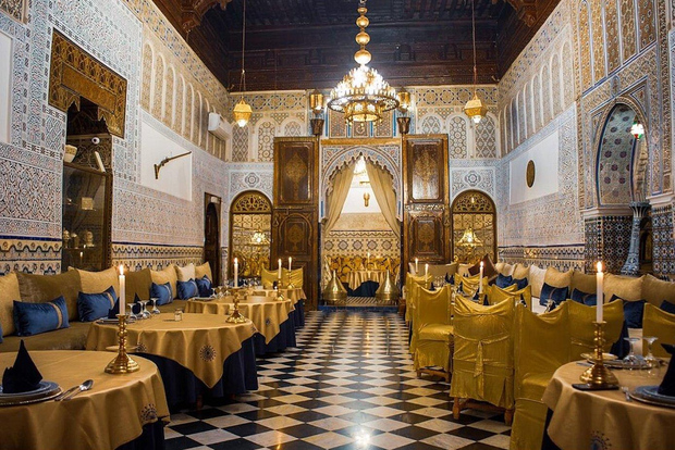 Marrakech: Jantar Show no Restaurante Dar Essalam