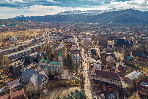 Au départ de Cracovie : Excursion d'une journée aux bains thermaux de SzaflaryBains thermaux de Szaflary, Zakopane et promenade dans les arbres en Slovaquie