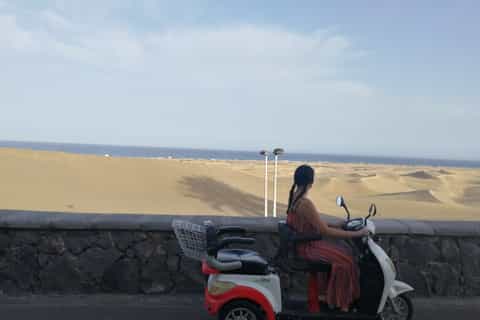 Maspalomas: Disability-Friendly 3-Wheel e-Scooter Rental