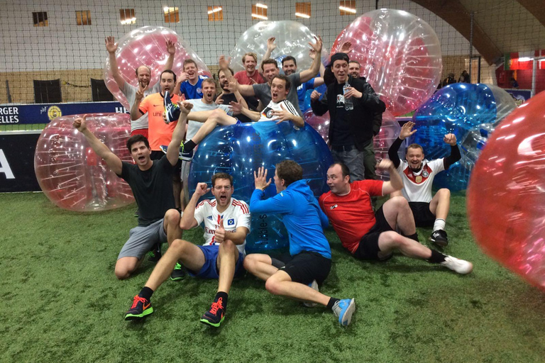 Fútbol burbuja en Hamburgo, cerca de la ciudad (en césped artificial cubierto)Bubble Football en Hamburgo, cerca de la ciudad (en césped artificial cubierto)
