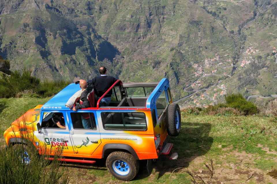 Cabo Girão, Weinberg Köstlichkeiten & Täler 4x4 Jeep-Erlebnis - Hizvo