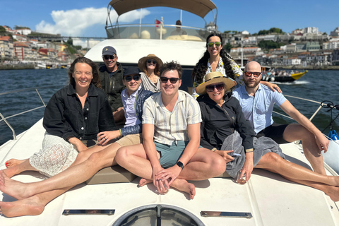 Porto: Luxury 7 Bridges Cruise, Port Wine Tasting & Sunset Shared Sunset Cruise with Welcome Drink