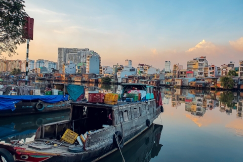 Ho-Chi-Minh-Stadt: Stadtbezirke und Kultur mit dem Motorrad