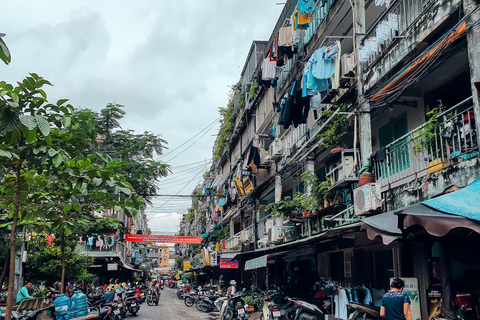 Découvrez les sites locaux et la culture de Saigon en moto