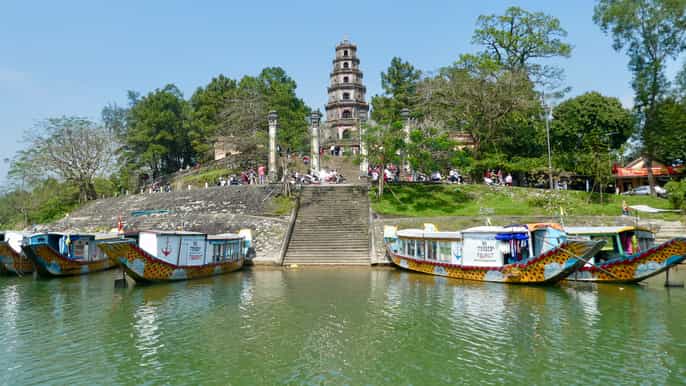 hue royal tombs and thien mu pagoda private guided tour
