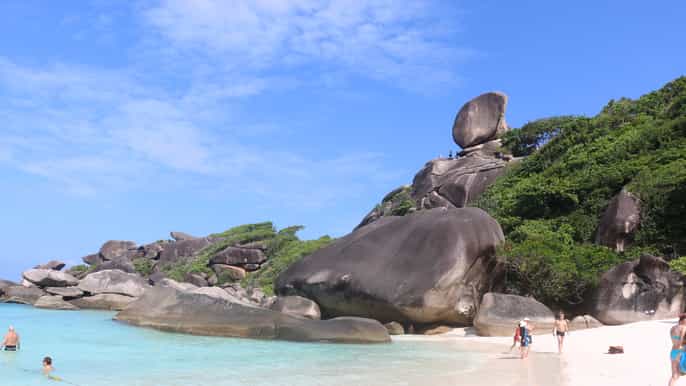 khao lak tour en lancha rápida por las islas similan con paquete de hotel