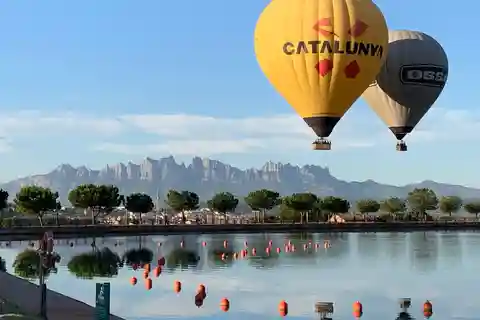 Vuelo en globo alrededor de Montserrat y Transporte desde Barcelona ciudad