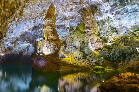 Desde Hue: visita guiada privada a la cueva Phong Nha con almuerzo