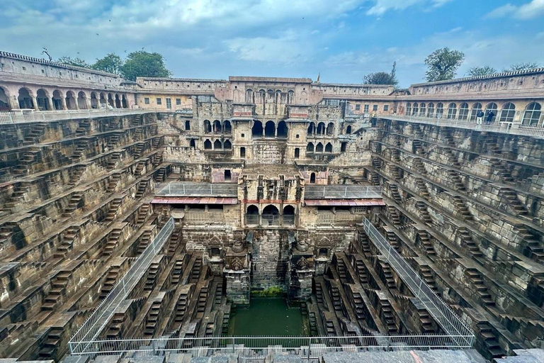 De Jaipur: Viagem de 1 dia para Abhaneri Chand Baori StepwellDe Jaipur: viagem de Abhaneri no mesmo dia