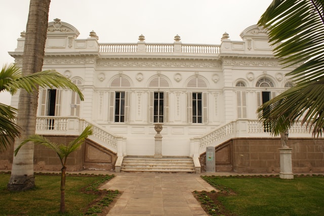 Lima: Modern Lima City Tour and Pedro de Osma Museum