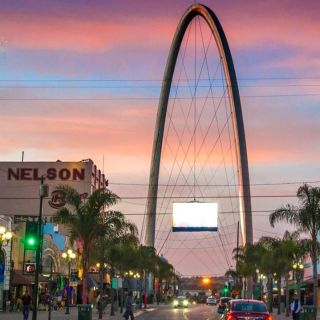 Tijuana: Guided City Tour with Local Food and Beer Tasting