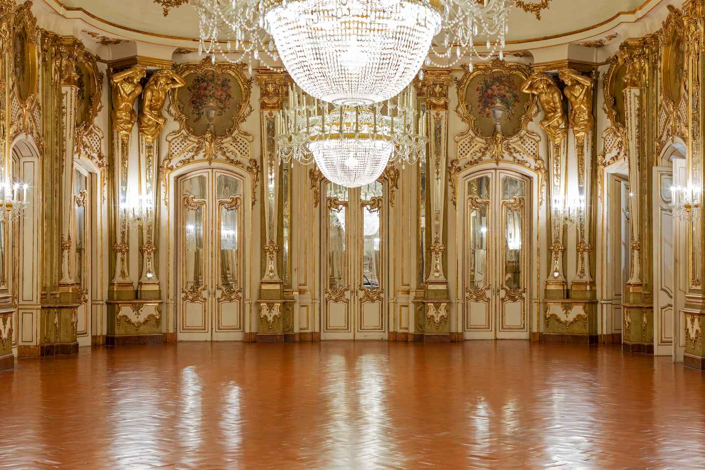 「ケルス国立宮殿と庭園チケット」