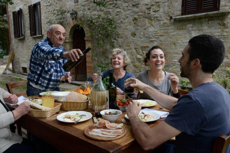 Florence: voyage de dégustation privé dans la région viticole du Chianti ClassicoVisite privée d'une demi-journée : expérience œnologique