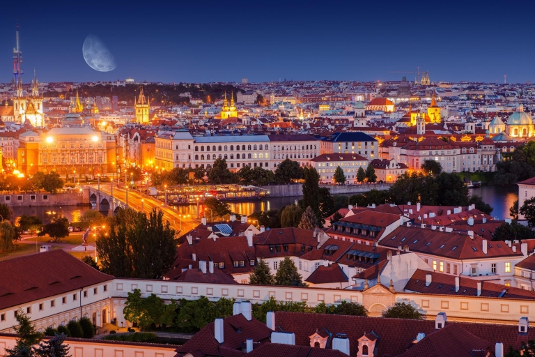 Prague : visite panoramique à pied en soiréeVisite privée en russe